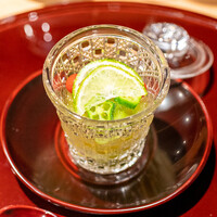 おみ乃 神谷町 - トウモロコシ、アイコトマト、蓴菜、オクラのジュレ