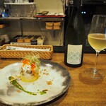 ワイン酒場 Rino - 鰆といくらのティンバロ 春菊ソース ＆ 白ワイン