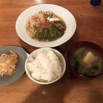 四馬路 - 定食です