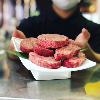 Yakiniku Ya Nikujiru Senta - 旨さの決め手は肉汁の違いでした。