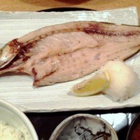 小割烹おはし 恵比寿 - ２０１２／１０／ｘｘ　魳開き、薄っすら脂が載って美味しかった。