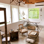 koyamame roastery - 店内装飾