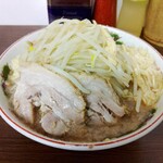 ラーメン二郎 - トロロ 小ラーメン 麺少なめ ヤサイニンニク
