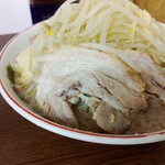 ラーメン二郎 - ブタ