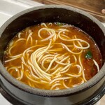 ishiyakibibimbasemmontenannyon - 【特製牛カルビの石焼ビビンバ・ミニラーメンセット 968円(税込)】ミニラーメン