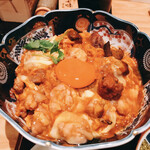 鼓道 - 【限定10食】特上 もつ入り親子丼