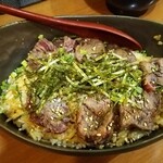 天串にしおか - 炙り馬飯 1100円(税込)