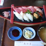 味どころ あかま - 昼の限定メニュー「寿司」