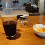 ぶたとら - アイスコーヒーとデザート