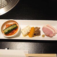 焼肉専科 肉の切り方 日本橋本店 - 