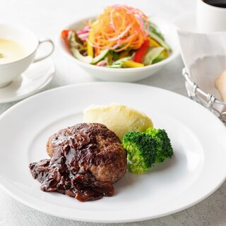 表参道でおしゃれに選べるメイン付きランチ 乾杯1ドリンク付き 前菜2種 スープ含む全4品 37 Roast Beef サーティーセブン ローストビーフ 表参道 アメリカ料理 食べログ 表参道でおしゃれに選べるメイン付きランチ 乾杯1ドリンク付き 前菜2種 スープ含む全4品 37 Roast Beef サーティーセブン ローストビーフ 表参道 アメリカ料理 食べログ