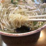 一品香 - サンマー麺をアップ