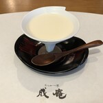 なごみ一席 成庵 - 白ごまのブランマンシュ