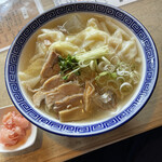Marukan Sobaya - 冷やしふわふわワンタン麺 830円