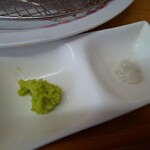 とんかつ & とり天 しげのや食堂 - 塩と山葵で！