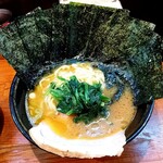 ラーメン 末廣家 - ラーメン海苔増し（柔らかめ）