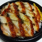 小僧寿し - 小僧のうな丼540円 ＋ 自宅のタレ