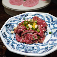 松阪牛レアステーキ刺し