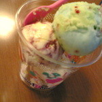 サーティワンアイスクリーム - H24/7トリプルチャレンジで、サーティワンワールドレコード、
ストロベリーチーズケーキ、
オレオクッキー