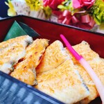 炭焼きうなぎ・かしわ 登河 - 