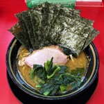 王道家直系 IEKEI TOKYO - ラーメン700円麺硬め。海苔増し100円。