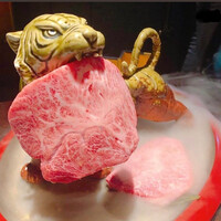 牛牛 西麻布 総本店 - 