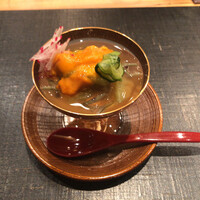おおたに - 先付：雲丹、焼き茄子、蓴菜のゼリー寄せ