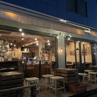 開放的な空間でお酒、お食事楽しめます!感染症対策もしっかり◎