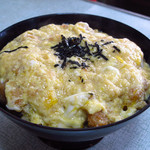 三勝屋 - 【ランチ】 カツ丼 並 \650　カツはバラ肉で作ってあります♪