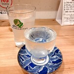 Kitokito - 冷酒とチェイサー
                      モッキリのようでお酒は溢れない程度