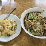 香迪 - 肉野菜麺・半炒飯セット