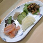 家庭料理 小川 - アテの盛り合わせ