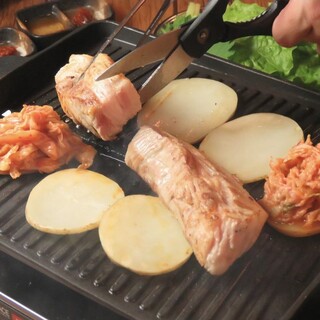 We offer a variety of authentic Korean Cuisine, including the very popular samgyeopsal.