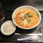 Uri bou - 担々麺950円