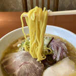 四代目麺処 ゆうじ - 麺はこんな感じ