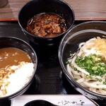 つるうどん - かけうどん並(冷)+牛すじ+ミニカレー丼