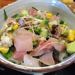 さかなどころ ともさき - ミニ海鮮丼