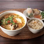 Bun Bo Hue set meal