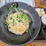 千歳饂飩 - おろし　細うどん　大盛り