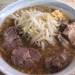 ラーメン　JIDAI - 2021年（令和3年）7月28日。「ラーメン豚増し」（辛め、ニンニク、950圓）。