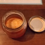 Gyouza To Kankokuyatai Suezou Echiopia - お通しの味玉キムチ瓶