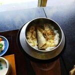 割烹　麒麟館 - 鮎釜めし