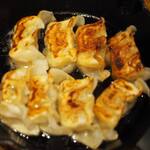 卓 - 島唐辛子ギョウザその２