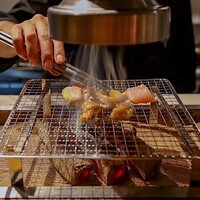 鶏一輪 - 鶏焼き おまかせ5種盛り(2人前 3,300円)