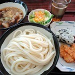 あおき - 肉汁うどん（2玉・430円）