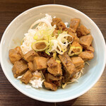 雷家 - チャーシュー丼