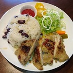 エスニックバル トリッシュ - マイアミで一番おいしかったジャークチキン＆豆ごはん