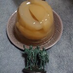 不二家 - 料理写真:フルーツゼリー（白桃）250g_260円