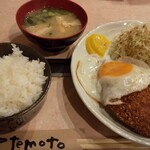 大石 - 日替わり定食\730。ボリュームもあって、美味しいよ。