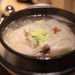 参鶏湯 人ル - 
